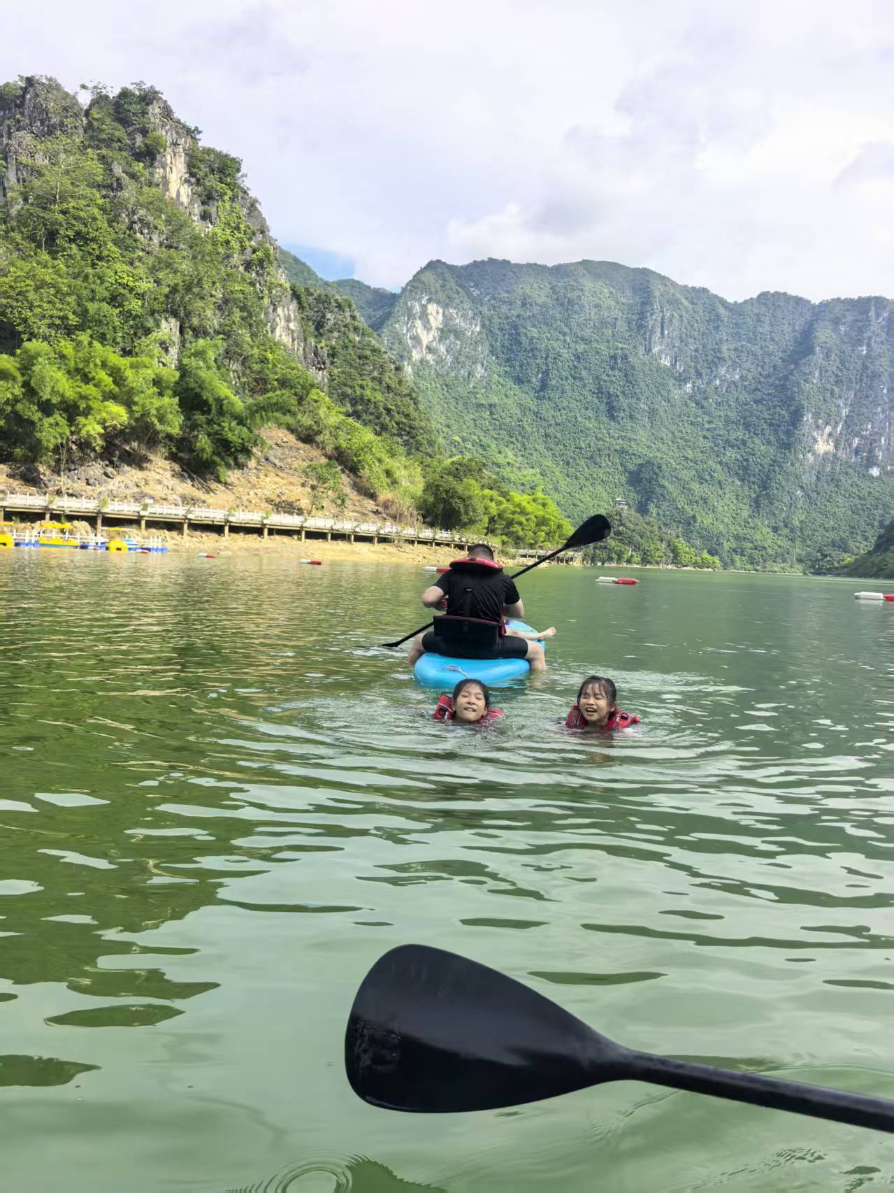 浩坤湖